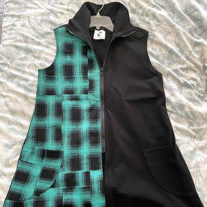 Lobo Mau neoprene vest in teal and black plaid